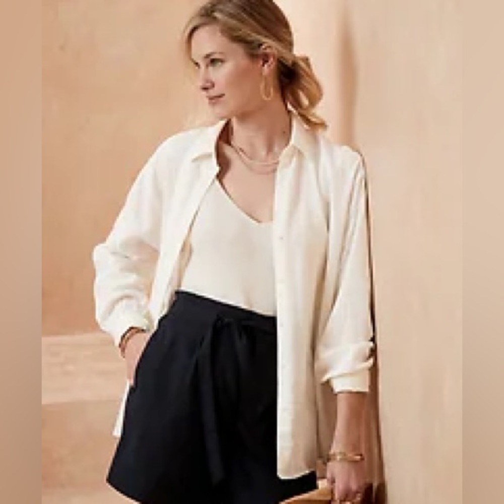 Banana Republic Linen Blend oversized button up shirt